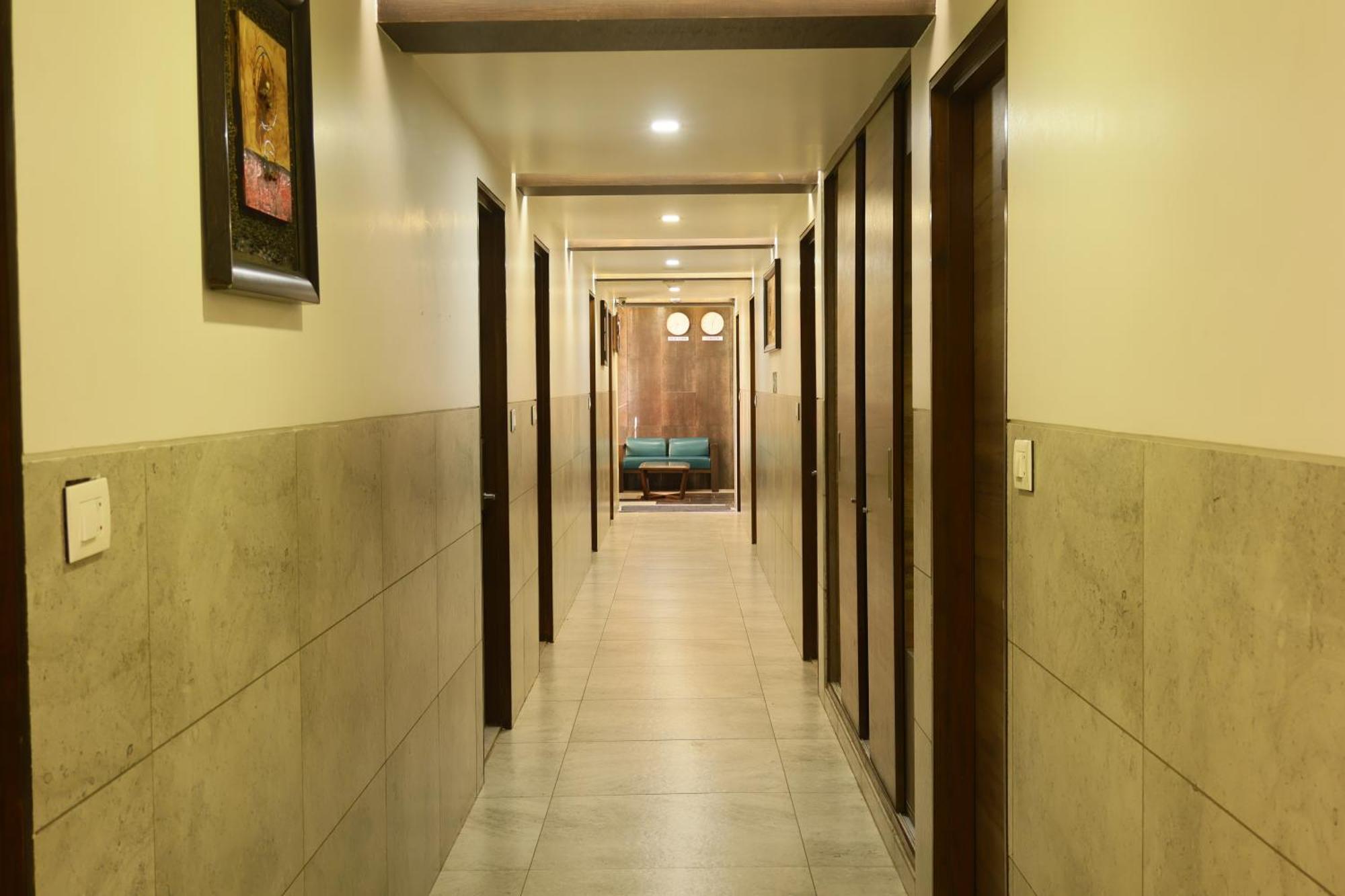 Hotel Kabir Ahmedabad Exterior foto