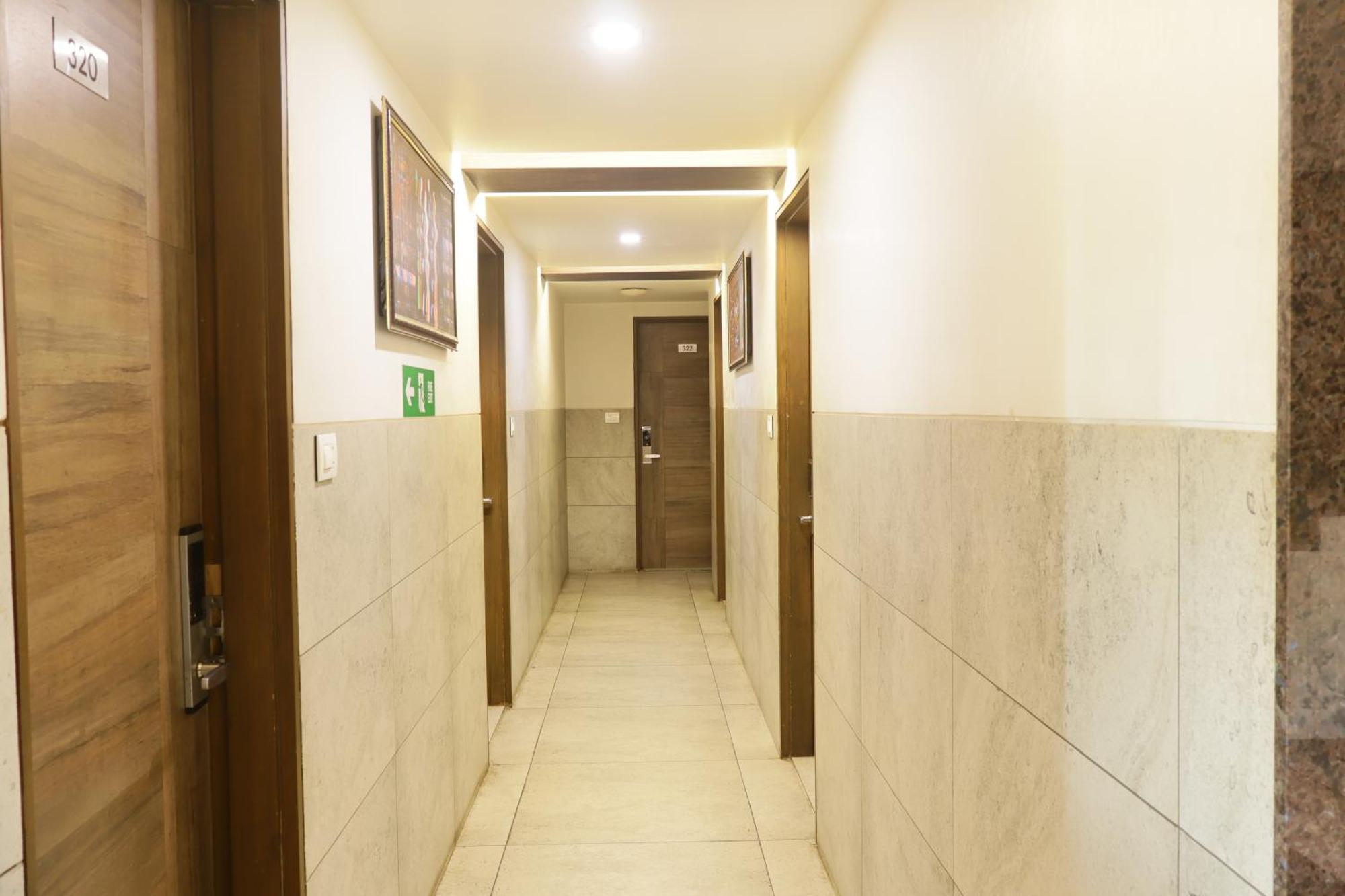 Hotel Kabir Ahmedabad Exterior foto
