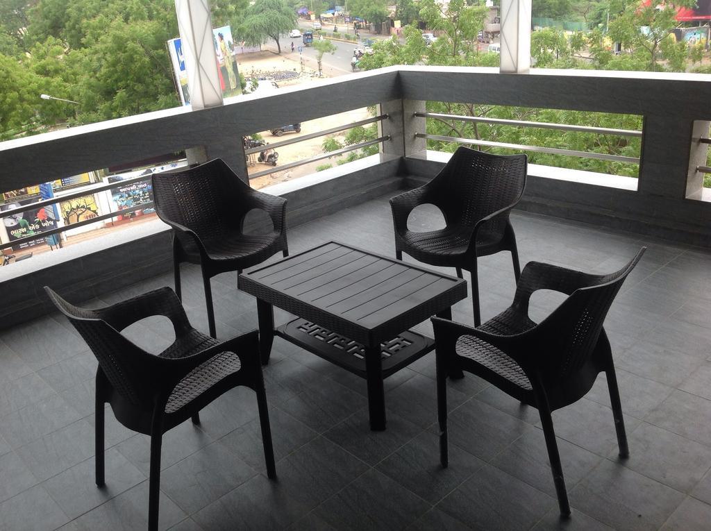 Hotel Kabir Ahmedabad Quarto foto